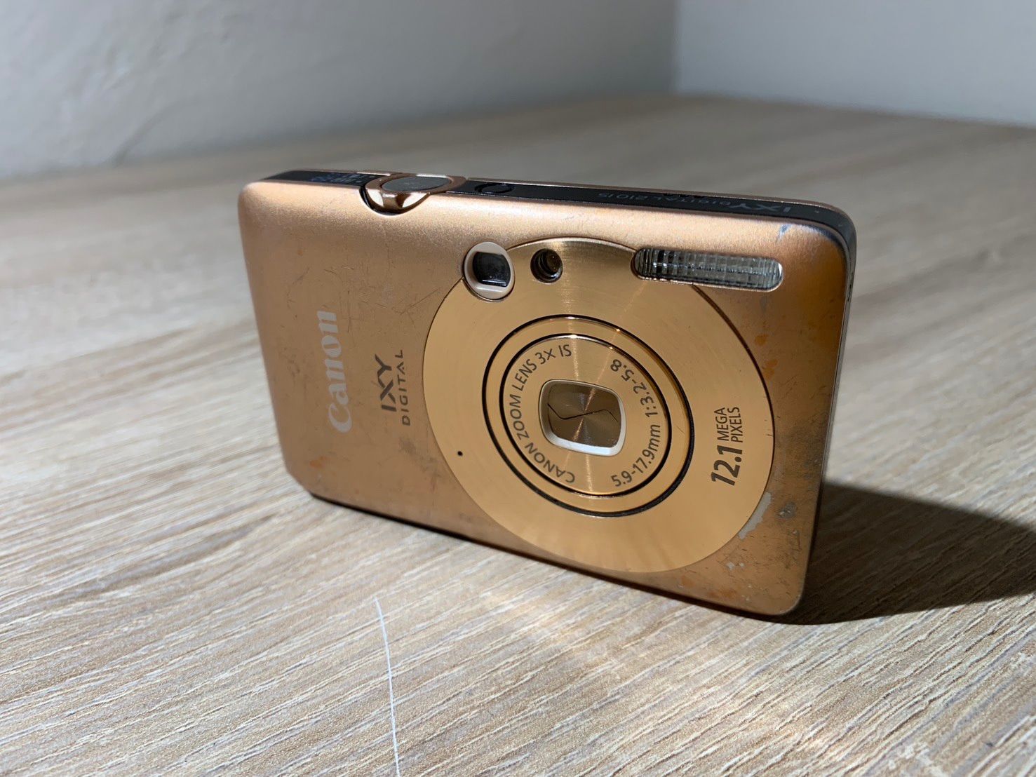 7933 Canon IXY DIGITAL 210 IS ゴールド デジカメ ジャンク品 - メルカリ