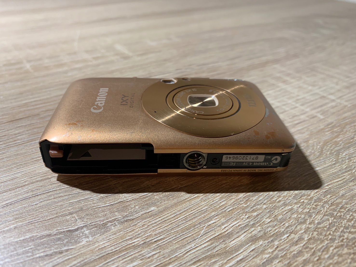 Canon IXY DIGITAL ゴールド Amazon | Canon デジタルカメラ IXY DIGITAL (イクシ) 210 IS ゴールド