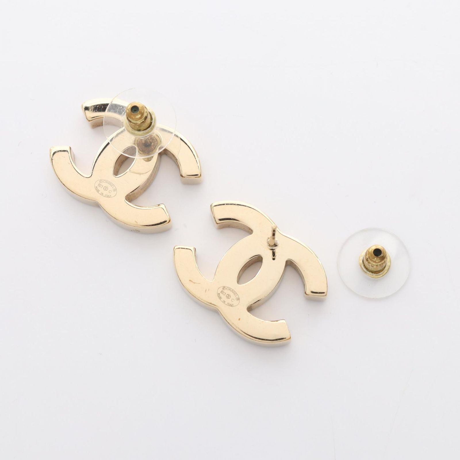 CHANEL 金色メッキ 片耳用ピアス シャネル CHANEL ピアス ココマーク リボン GP（ゴールドメッキ