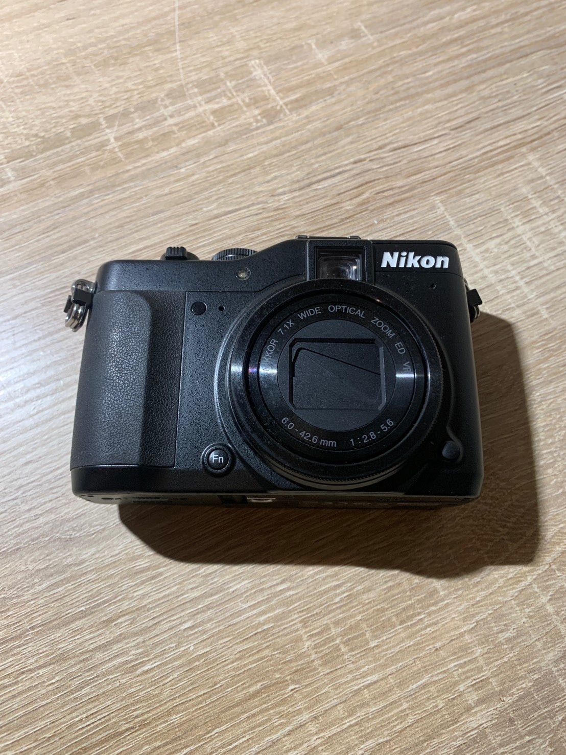 7936 Nikon COOLPIX P7000 ブラック デジカメ ジャンク 美品 - メルカリ