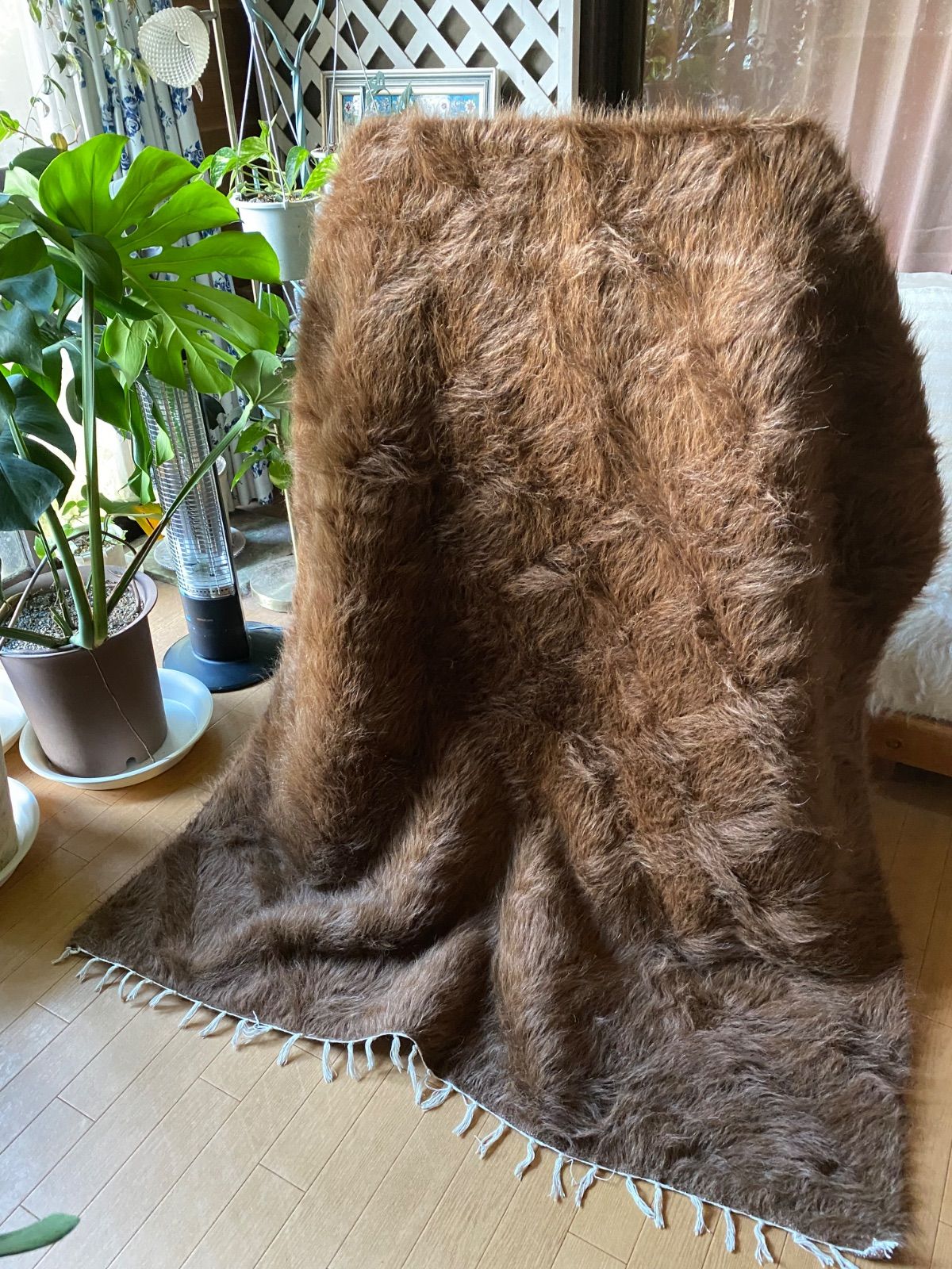 極上の大判シイルトバッタニイェ！アンゴラヤギのモヘア100%キャメル茶