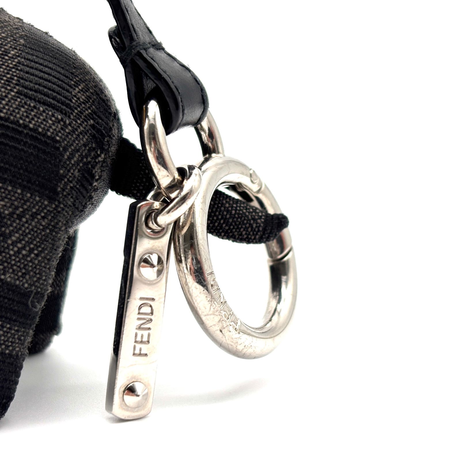 未使用保管品 FENDI フェンディ ドッグ 犬 チワワ キーホルダー バッグ