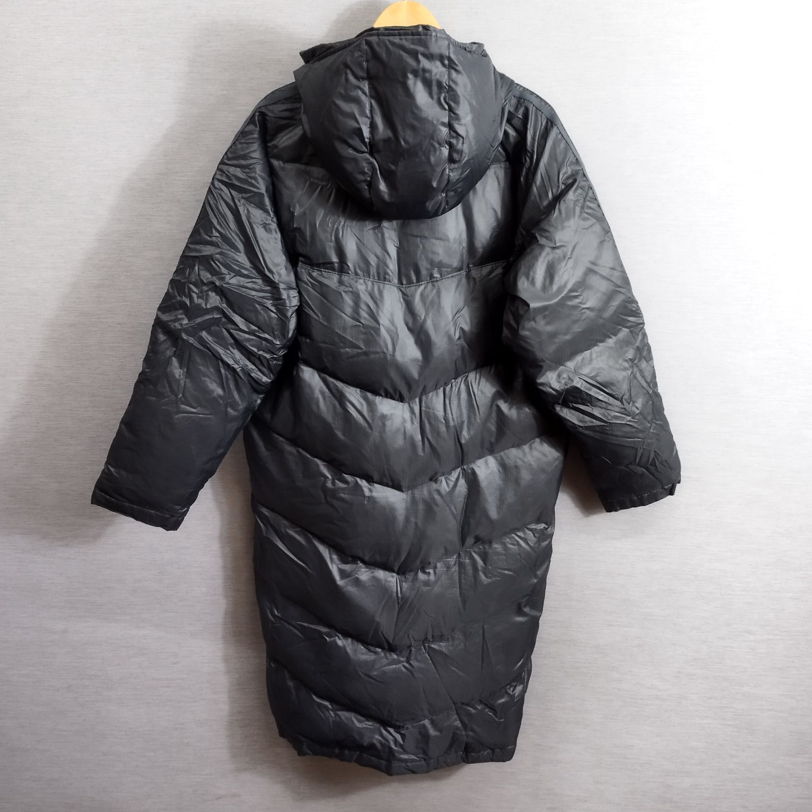adidas アディダス　ダウンコート　ベンチコート　sサイズ　黒ライン adidas アディダス ベンチ コート ダウン スポーツ 観戦 トレーニング