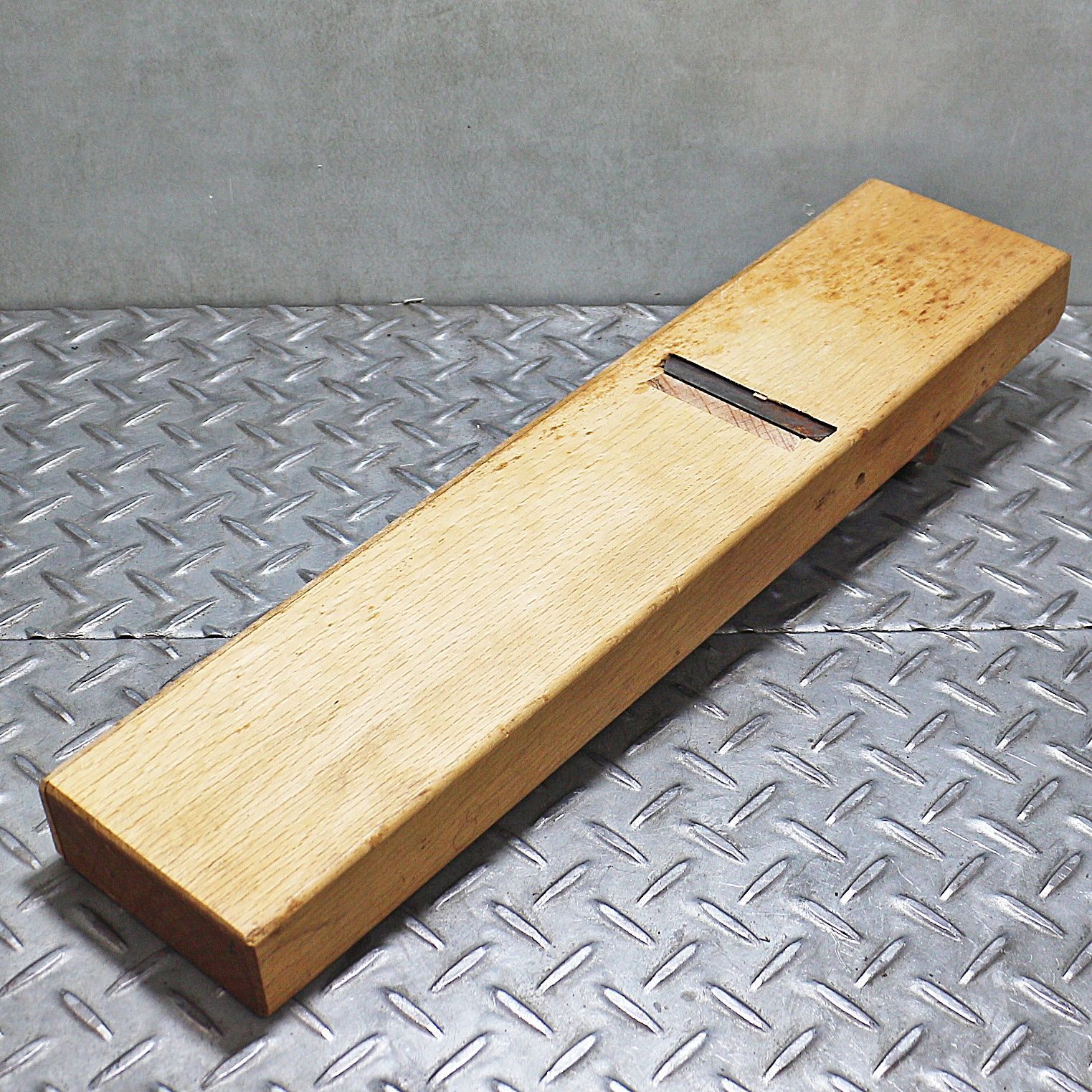 新潟発 鉋 宝山 カンナ 約6.7㎝ 古道具 大工道具 銘あり 大工 木工 かんな