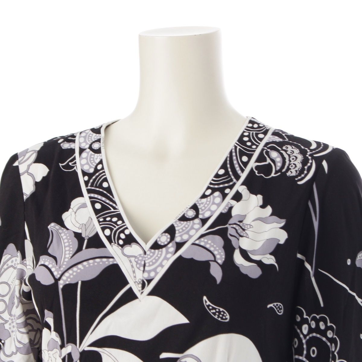 レオナール カンカン素材 花柄 Vネック ワンピース ドレス 0150506