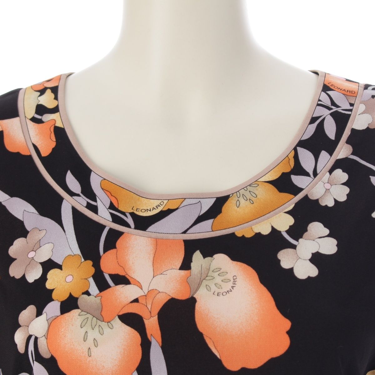 レオナール カンカン素材 半袖 カットソー ブラック×オレンジ L【中古