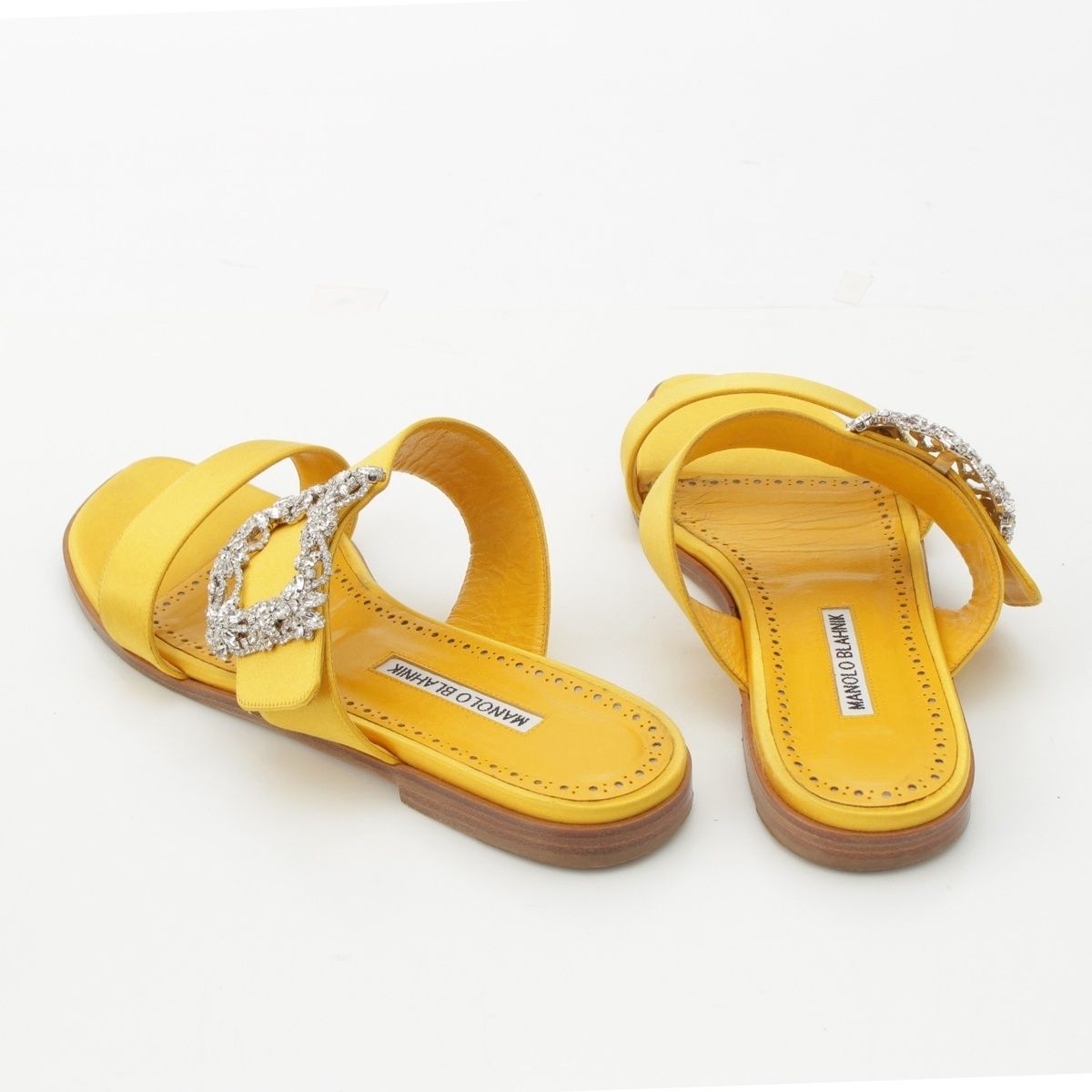 マノロブラニク TITUBAFLAT JEWEL サテン ドゥロワー別注 ビジュー