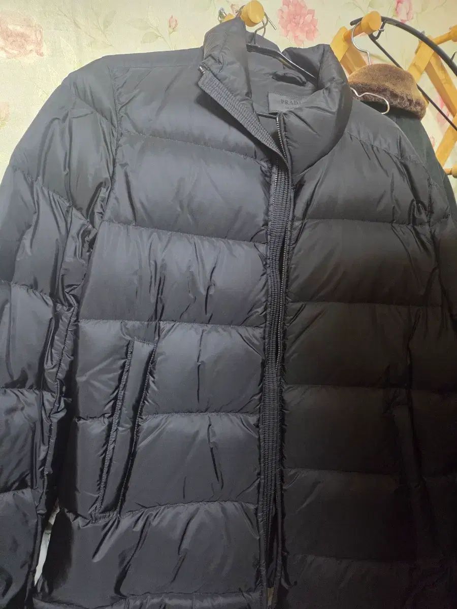 PRADA プラダ sgy091 ダウン ブラック 52