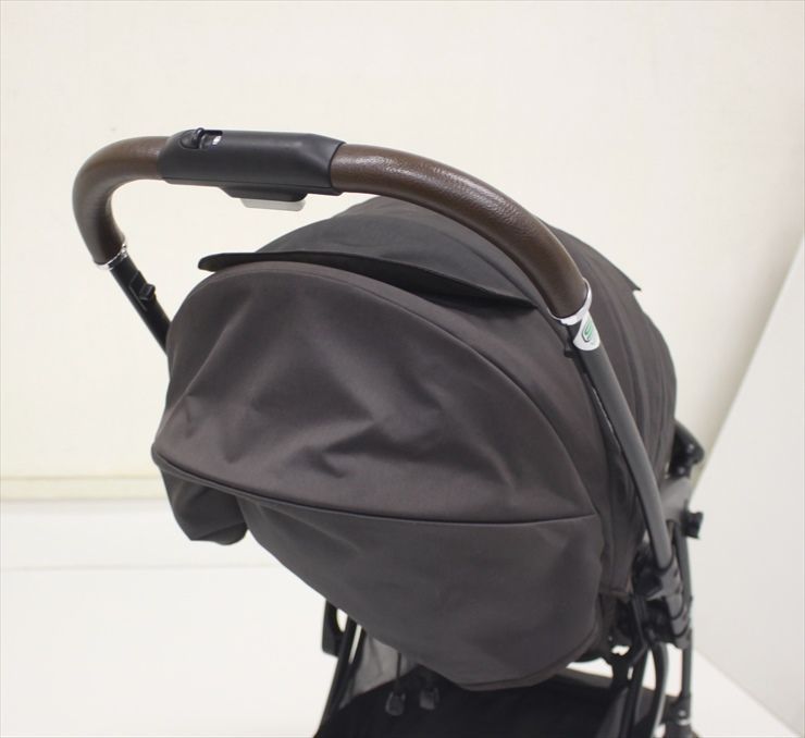 ラクーナ クッション フリー AB ブラック 2162166 アップリカ製