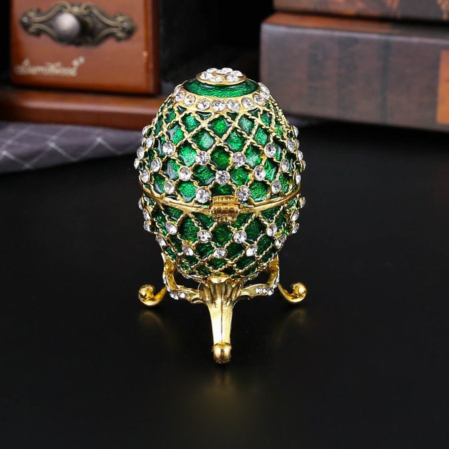 卵型の緑と金の小物入れ 卵型の緑と金の小物入れ 卵型の緑と金の小物入れ 卵型の緑と金の小物入れ