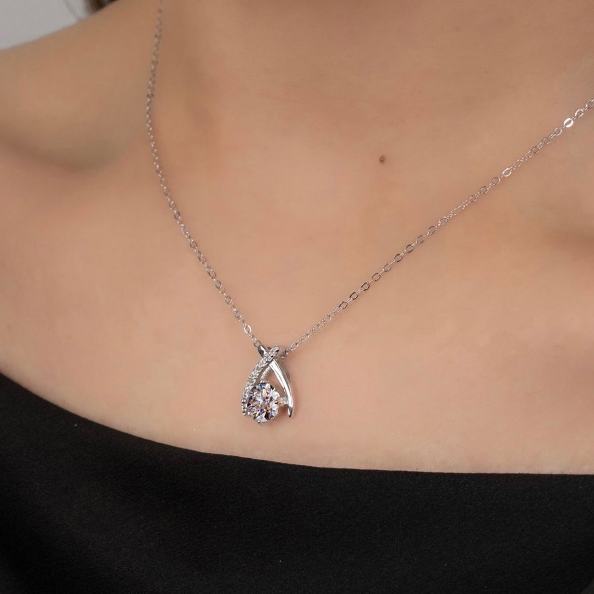 究極◇1ct モアサナイト 雫ダイヤ ネックレス シルバー925◇ペンダント