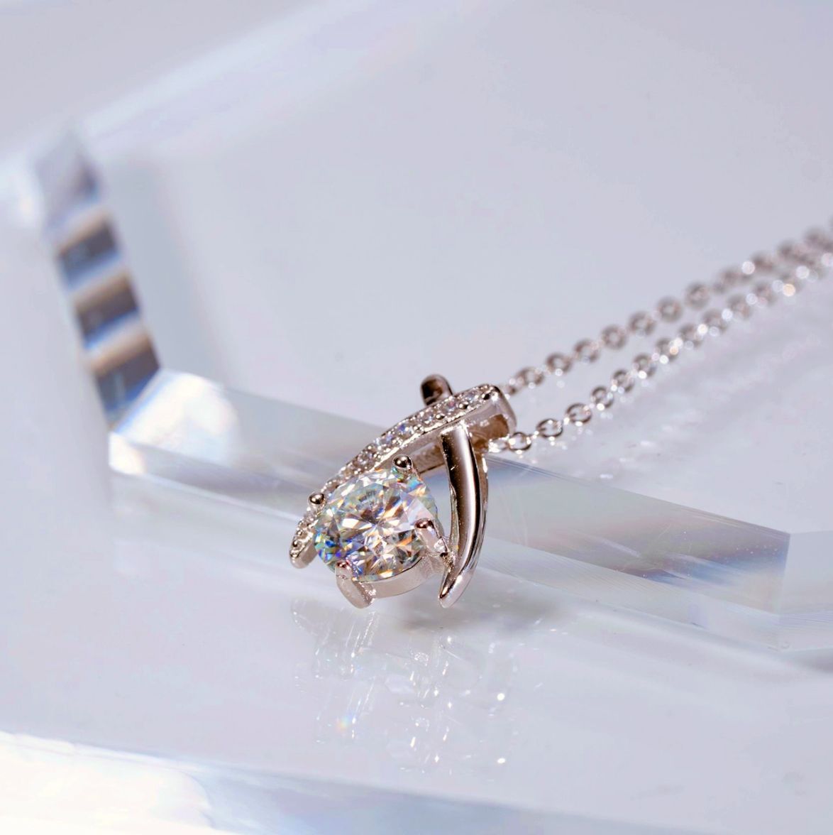 究極◇1ct モアサナイト 雫ダイヤ ネックレス シルバー925◇ペンダント