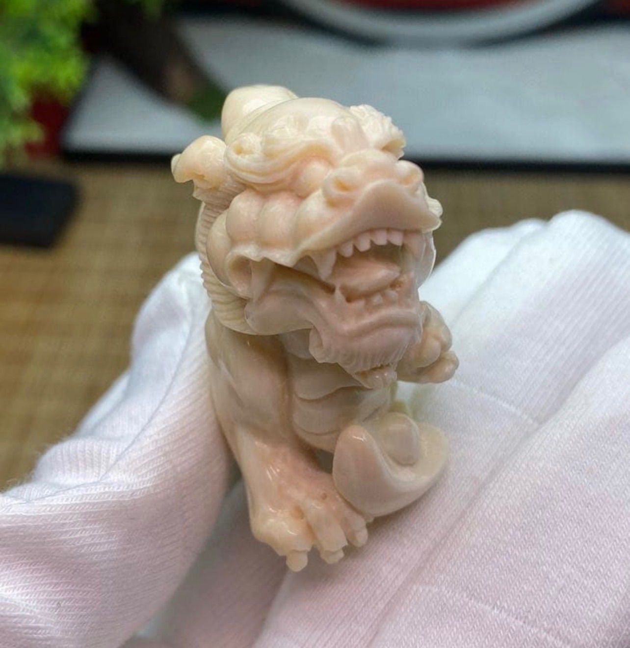 天然マンモス牙美しい手作り彫刻 飛天貔貅 握り物 - メルカリ