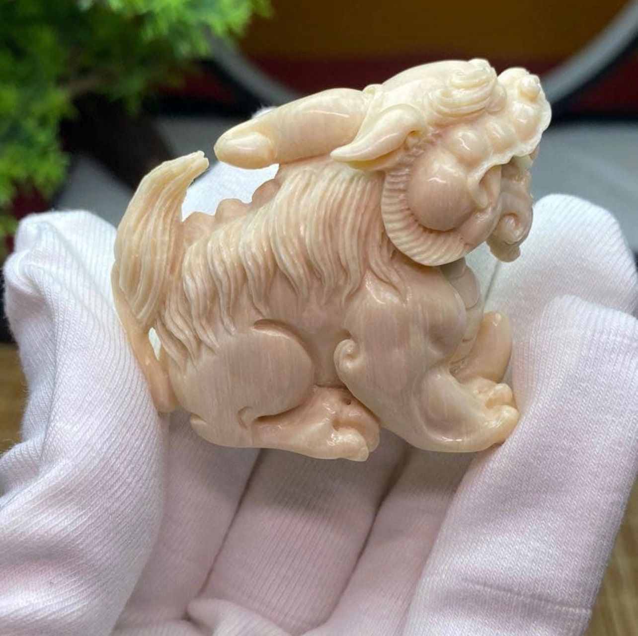 天然マンモス牙美しい手作り彫刻 飛天貔貅 握り物 - メルカリ