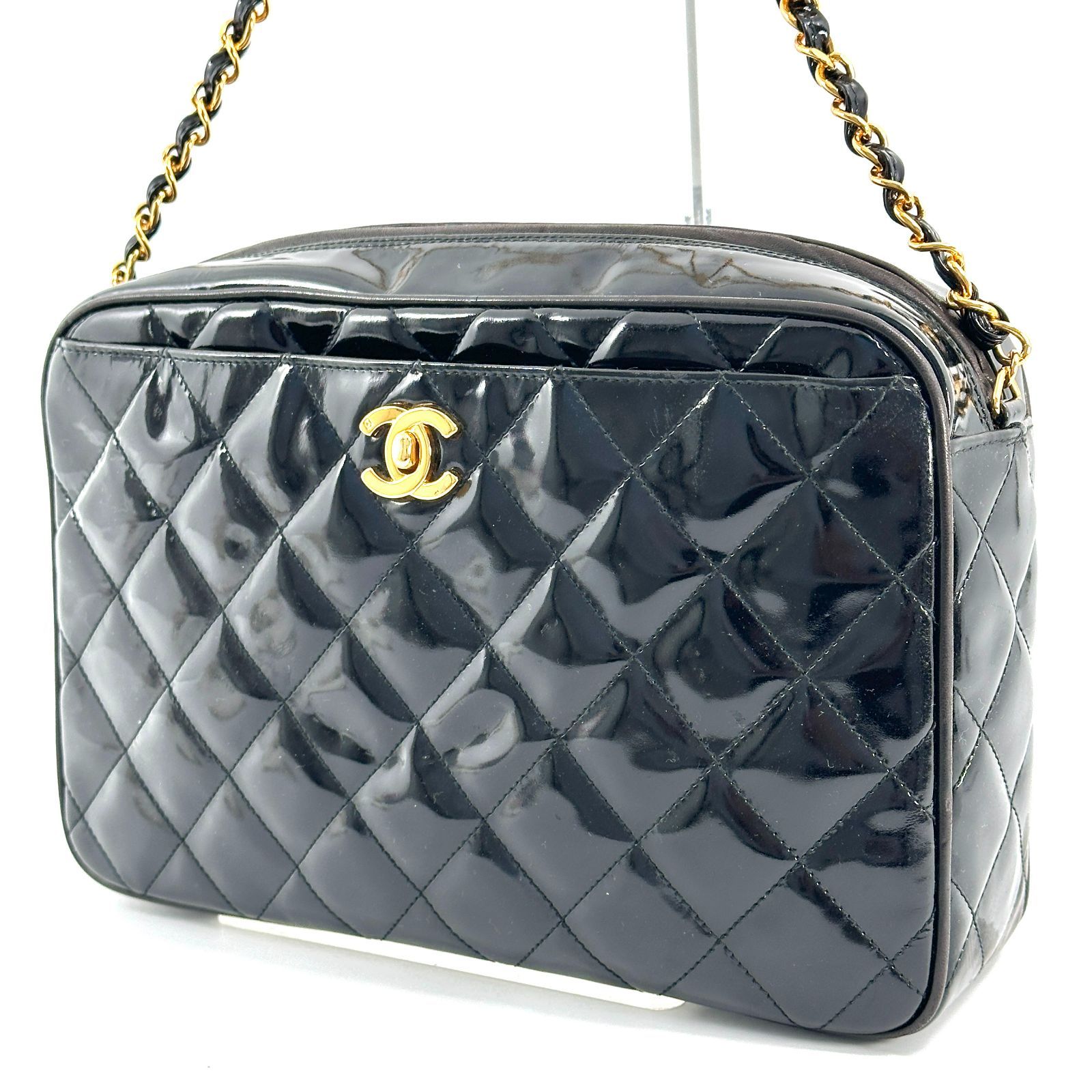 CHANEL パテント エナメル レザー ショルダーバッグ シャネル