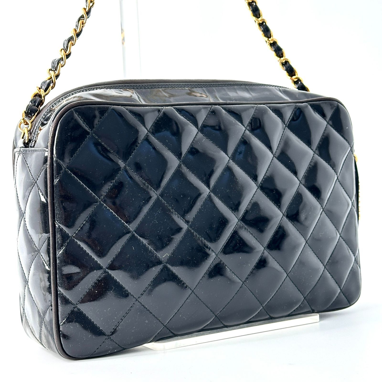 CHANEL パテント エナメル レザー ショルダーバッグ シャネル