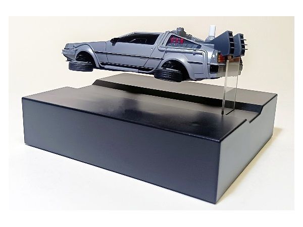 1/43 フローティングモデル バック・トゥ・ザ・フューチャー Part2 
