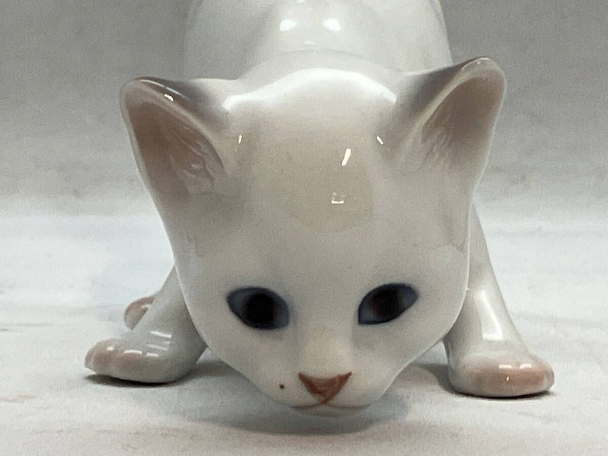 お買い得品 超人気品】Bu0026G ビングオーグレンダール 子猫 ホワイト