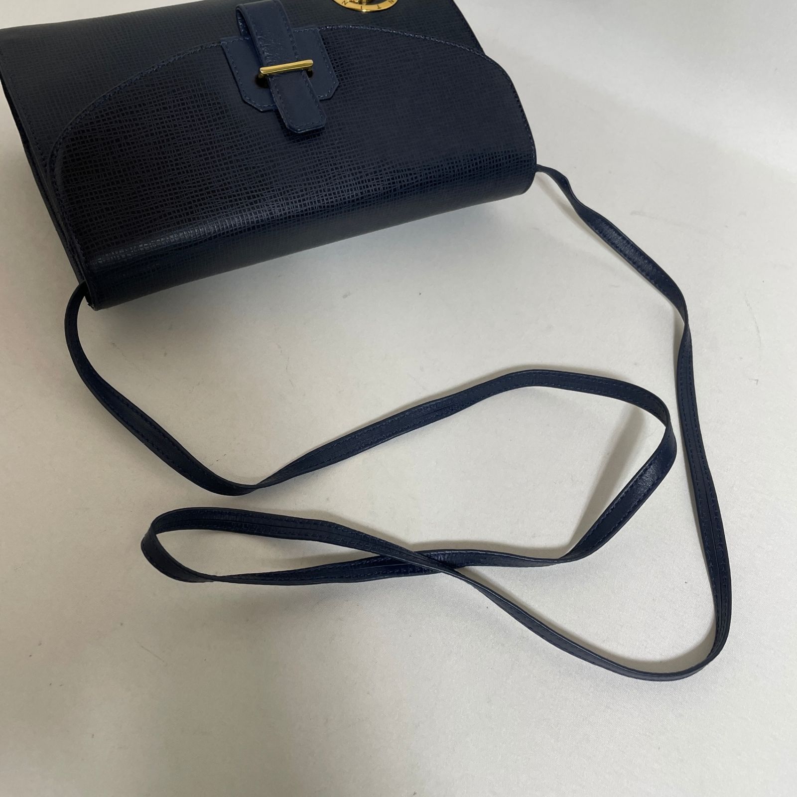 ハンティングワールド ショルダーバッグ レザー 金具 2way 大容量 多機能 2512-271｜美品｜ハンティングワールド ショルダーバッグ レザー