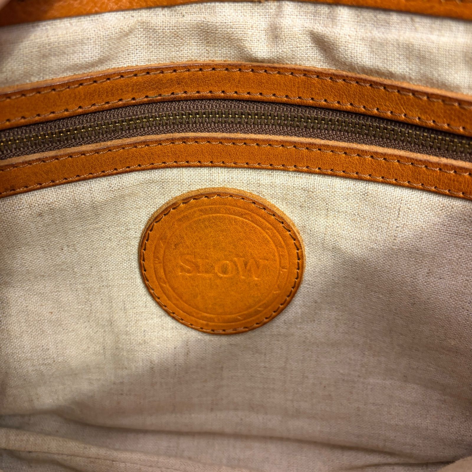 SLOW レザー ショルダーバッグ キャメル 本革 フラップ 日本製 548 