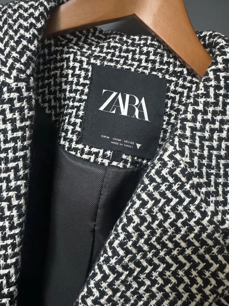 ZARA クロップド ツイード ジャケット - メルカリ