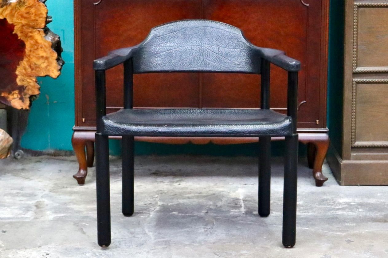 GMIS471H○レオナルド アームチェア ブラック スイス デザイナーズ家具