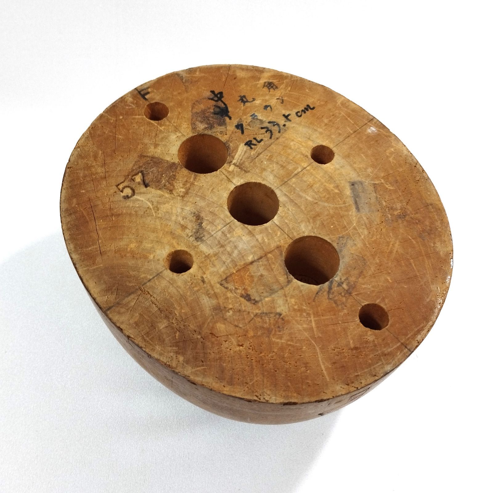 中古木型 中丸角クラウン 57㎝ 高さ約11㎝ NO25 - メルカリ