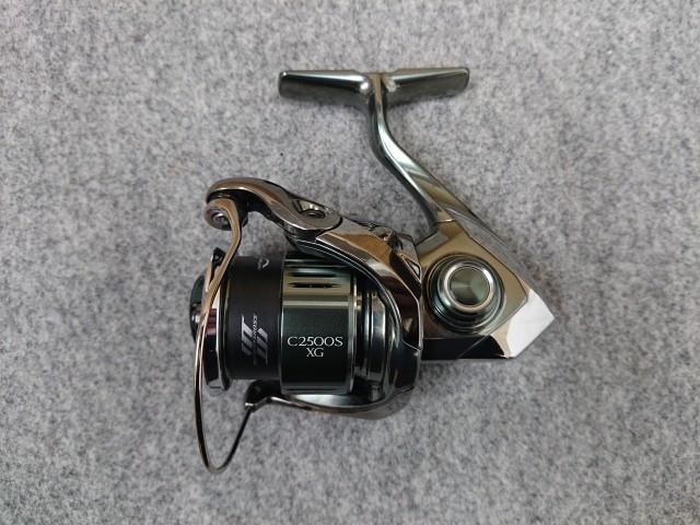 未使用品】 シマノ 22 ステラ C2500SXG スピニングリ－ル STELLA