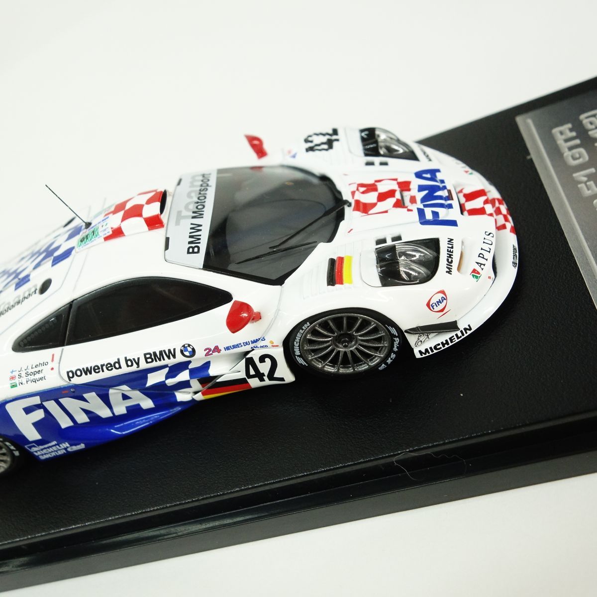 HPI 1/43 マクラーレン　F 1 HPI 1/43 マクラーレン F1 GTR (#42) 1997 ル・マン ミニカー ※中古