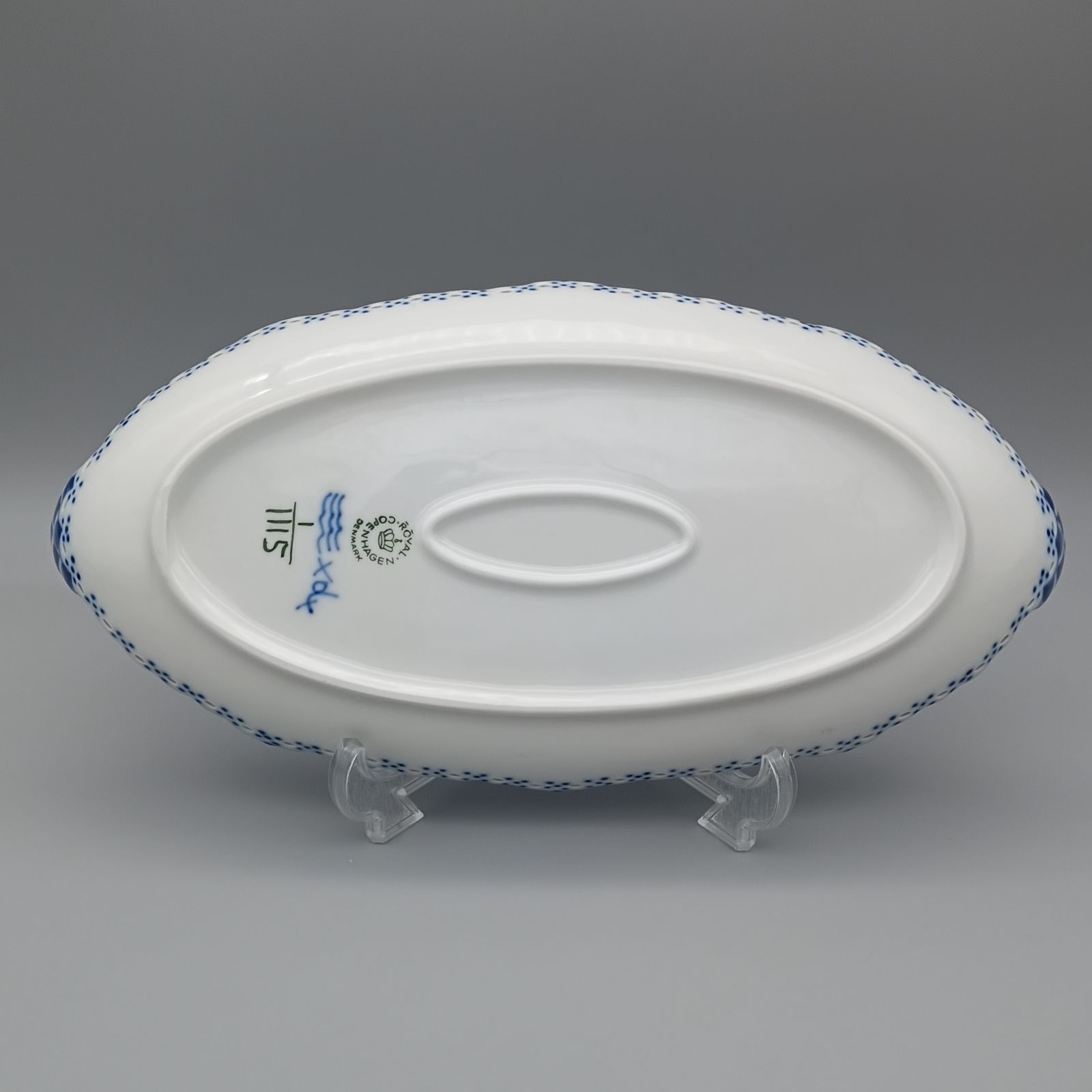 ロイヤルコペンハーゲン ブルーフルーテッド フルレース ピックル