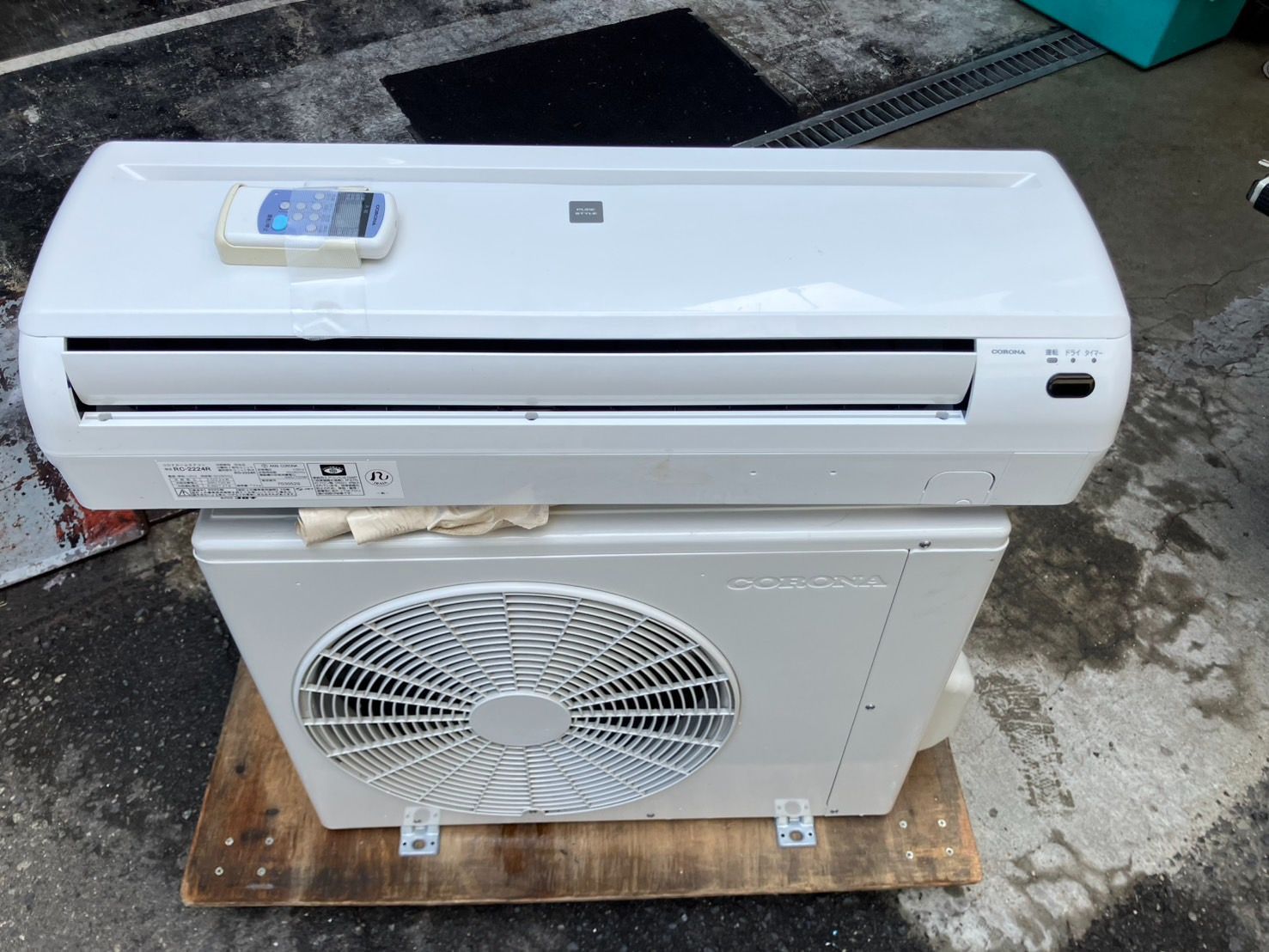 中古】大阪引取限定 CORONA RC-2222R エアコン 本体 - メルカリ