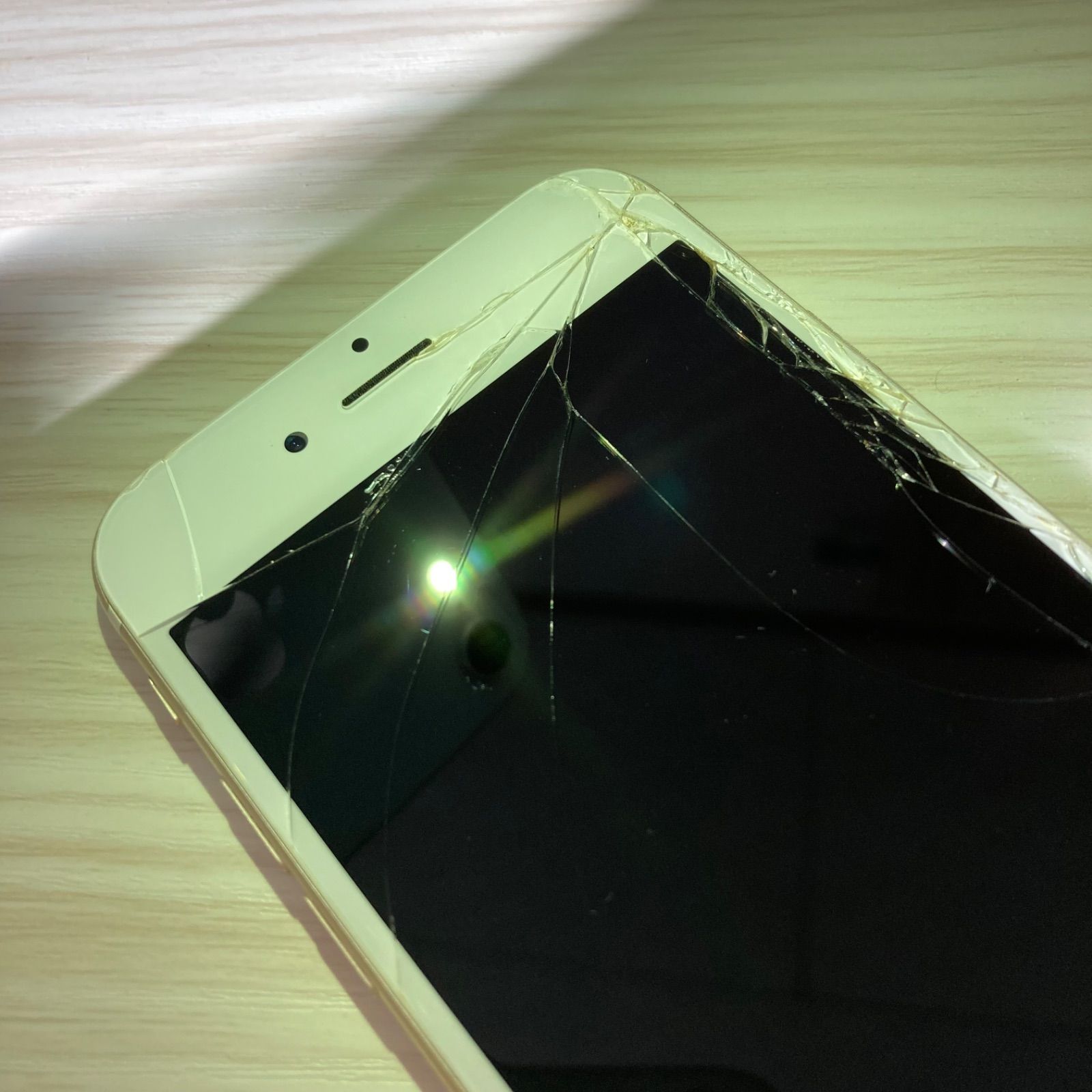 iPhone6 64GB GOLD バッテリー82% au - メルカリ