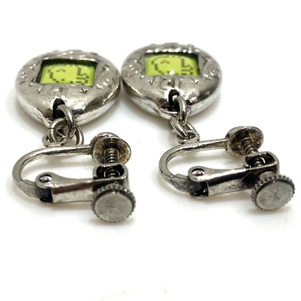 ☆たまごっち くちぱっち イヤリング 両耳 ネジバネ式 初代 シルバー系