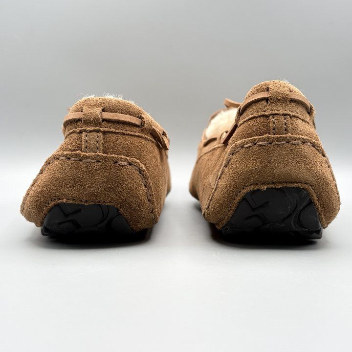 新品】UGG モカシンスリッポン ムートンシューズ チェスナット USA9