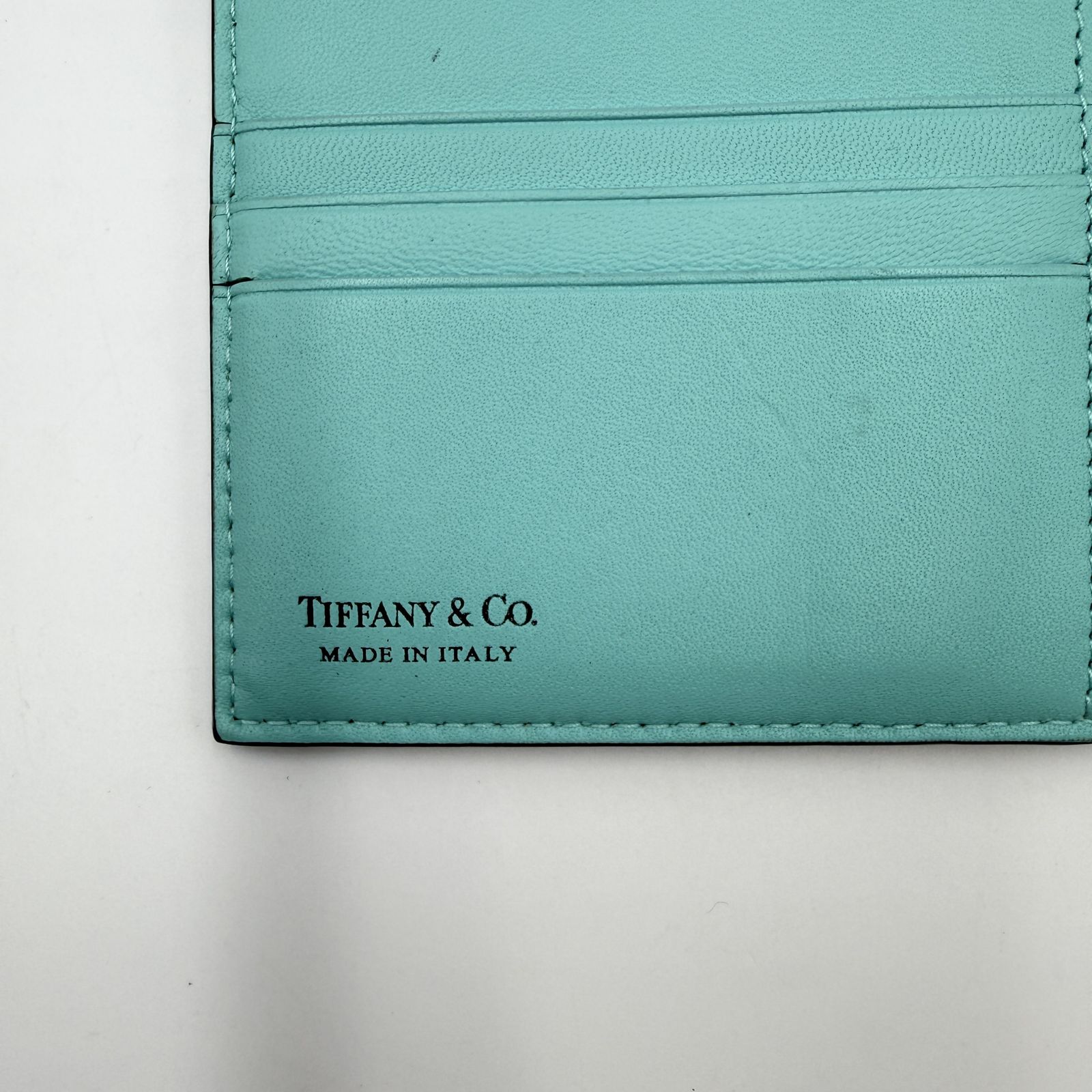 TIFFANY & Co.（ティファニー）レザー パスポートケース ブラック