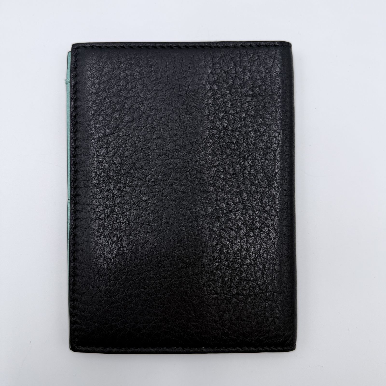 ティファニー パスポートケース ブラック TIFFANY & Co.（ティファニー）レザー パスポートケース ブラック