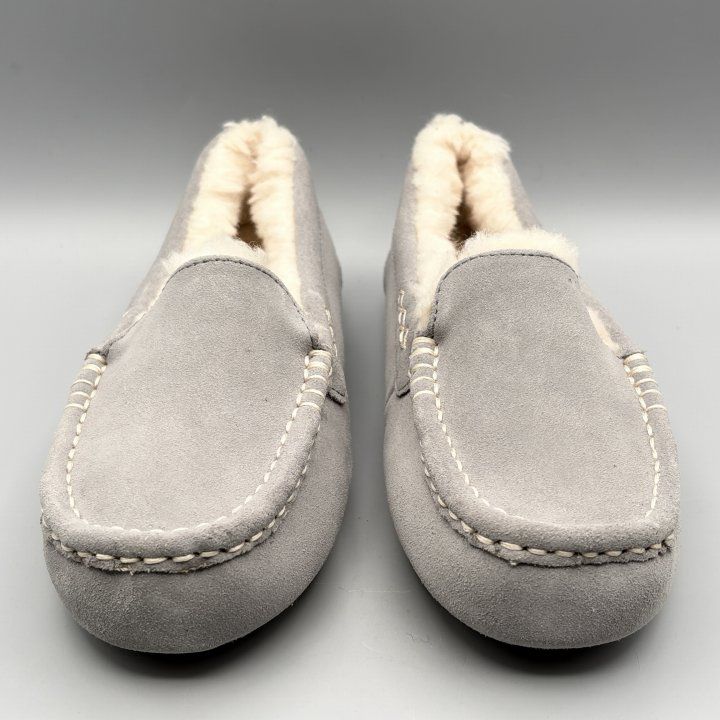 新品】UGG モカシンスリッポン ムートンシューズ ライトグレー USA7
