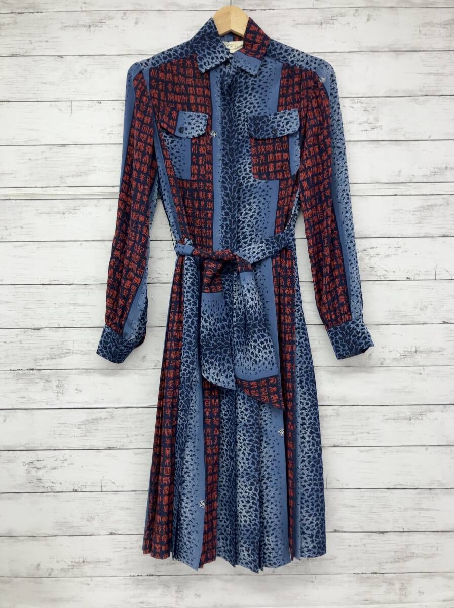 伊太利屋 長袖ワンピース／サイズ9／ブルー／篆刻総柄／No.61308