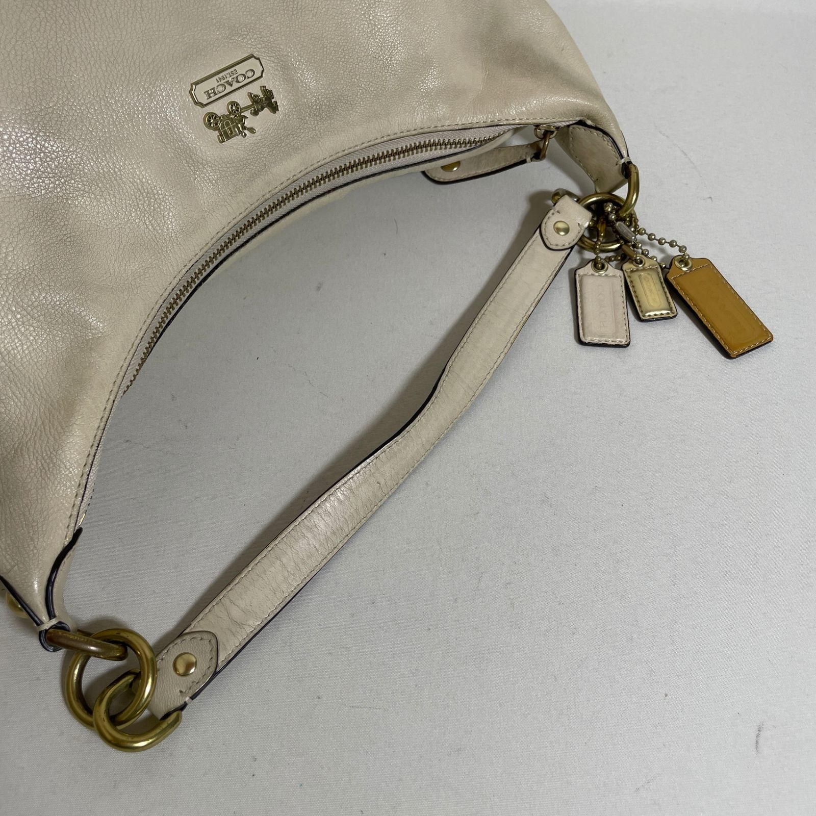 2601-86｜コーチ ワンショルダーバッグ レザー ホワイト 2601-86｜コーチ ワンショルダーバッグ レザー ホワイト - メルカリ