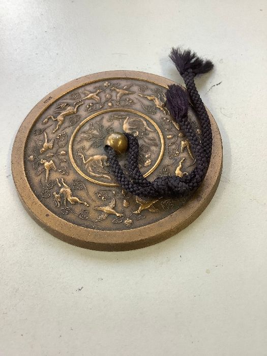 古董品：鏡付き文鎮 造幣局 古鏡文鎮 - メルカリ