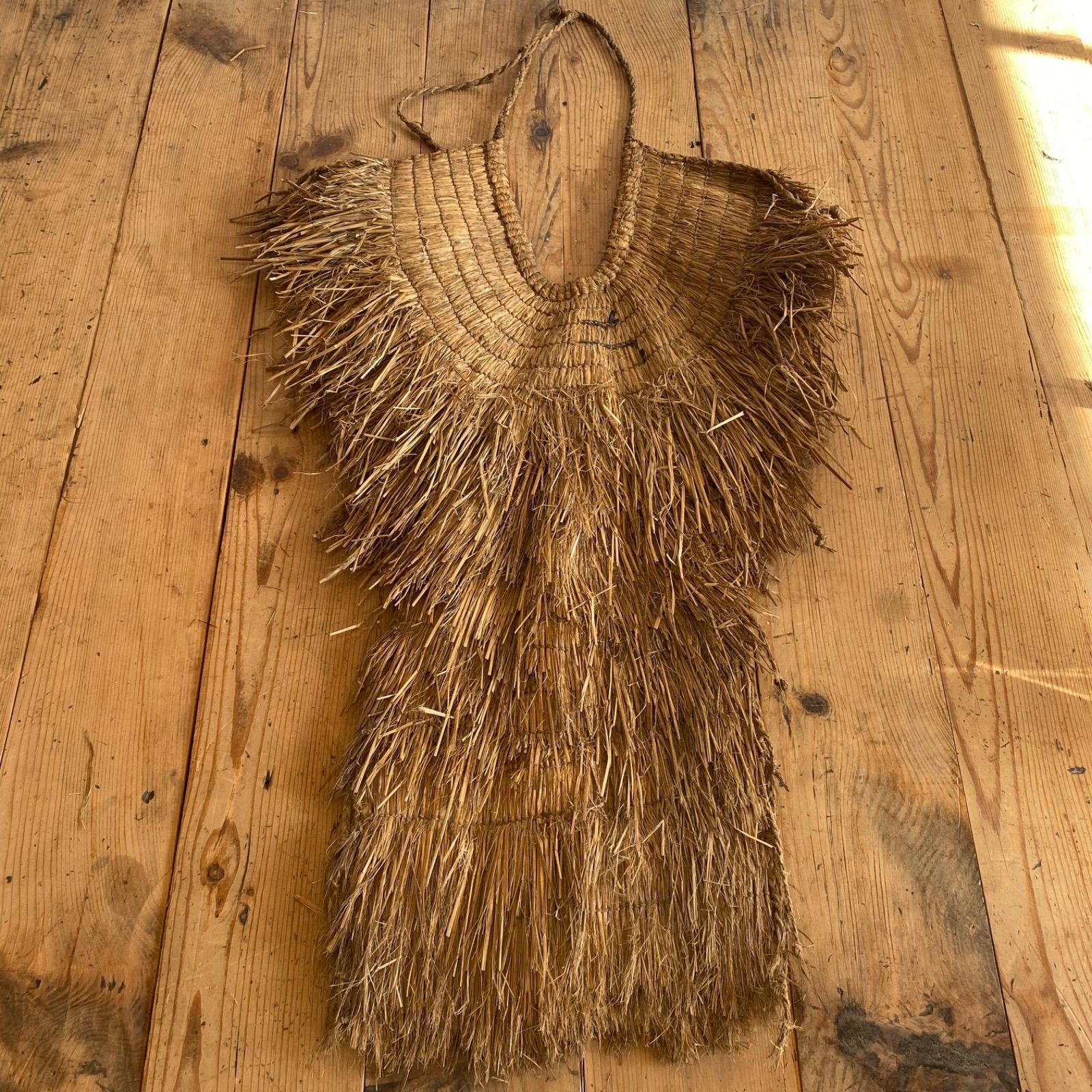 わらみの　蓑　民藝　百姓　民俗 アンティーク 藁蓑 蓑 みの 民藝 民具 y565 - メルカリ