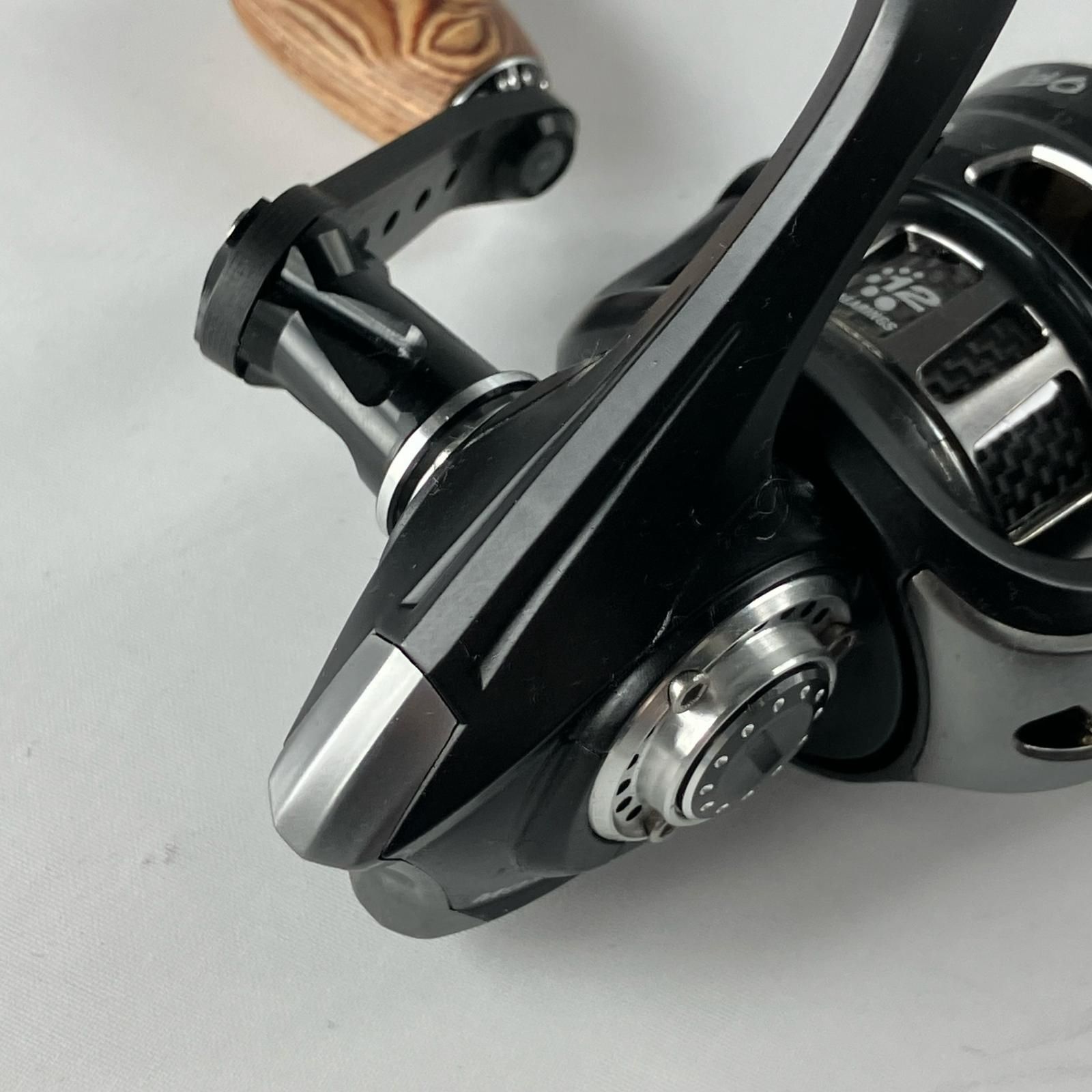 △△Abu Garcia アブガルシア スピニングリール REVO MGX1000S - メルカリ