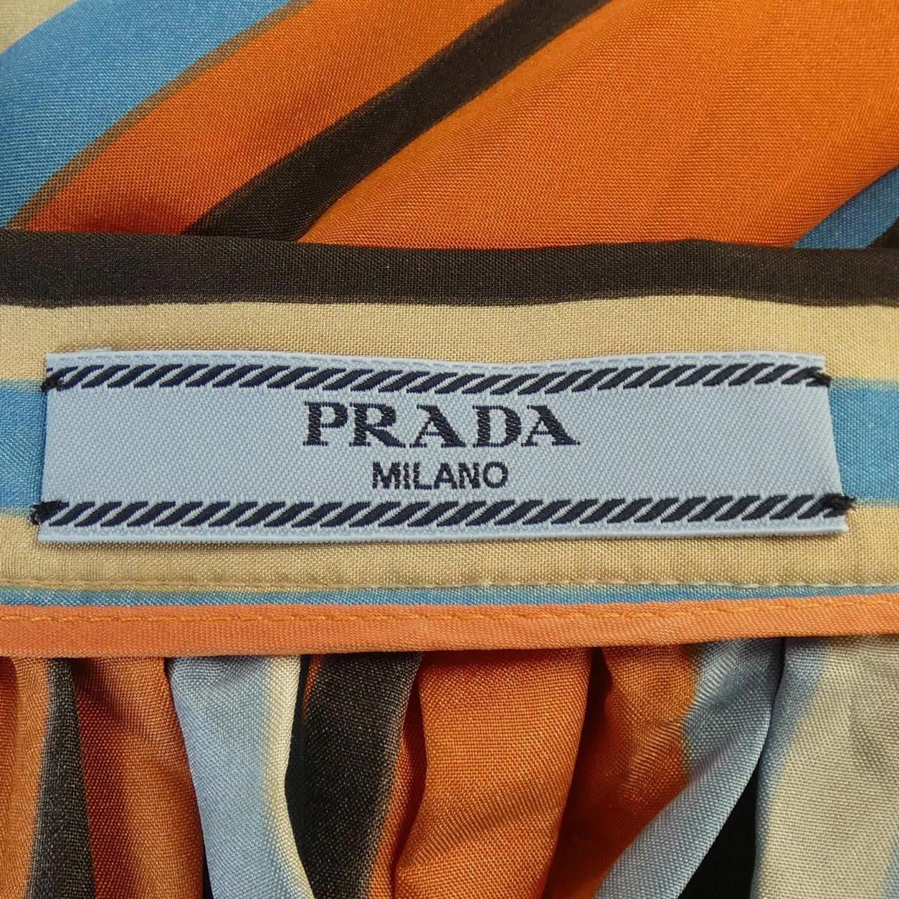 プラダ PRADA P105U S221 103T スカート - メルカリ 