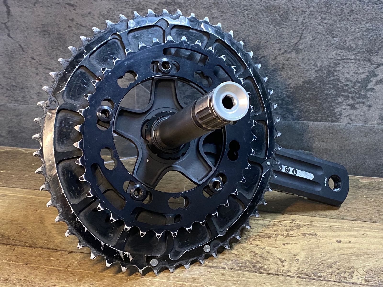 JN569 ローター ROTOR 3D クランクセット 24mmシャフト 170mm QRINGS