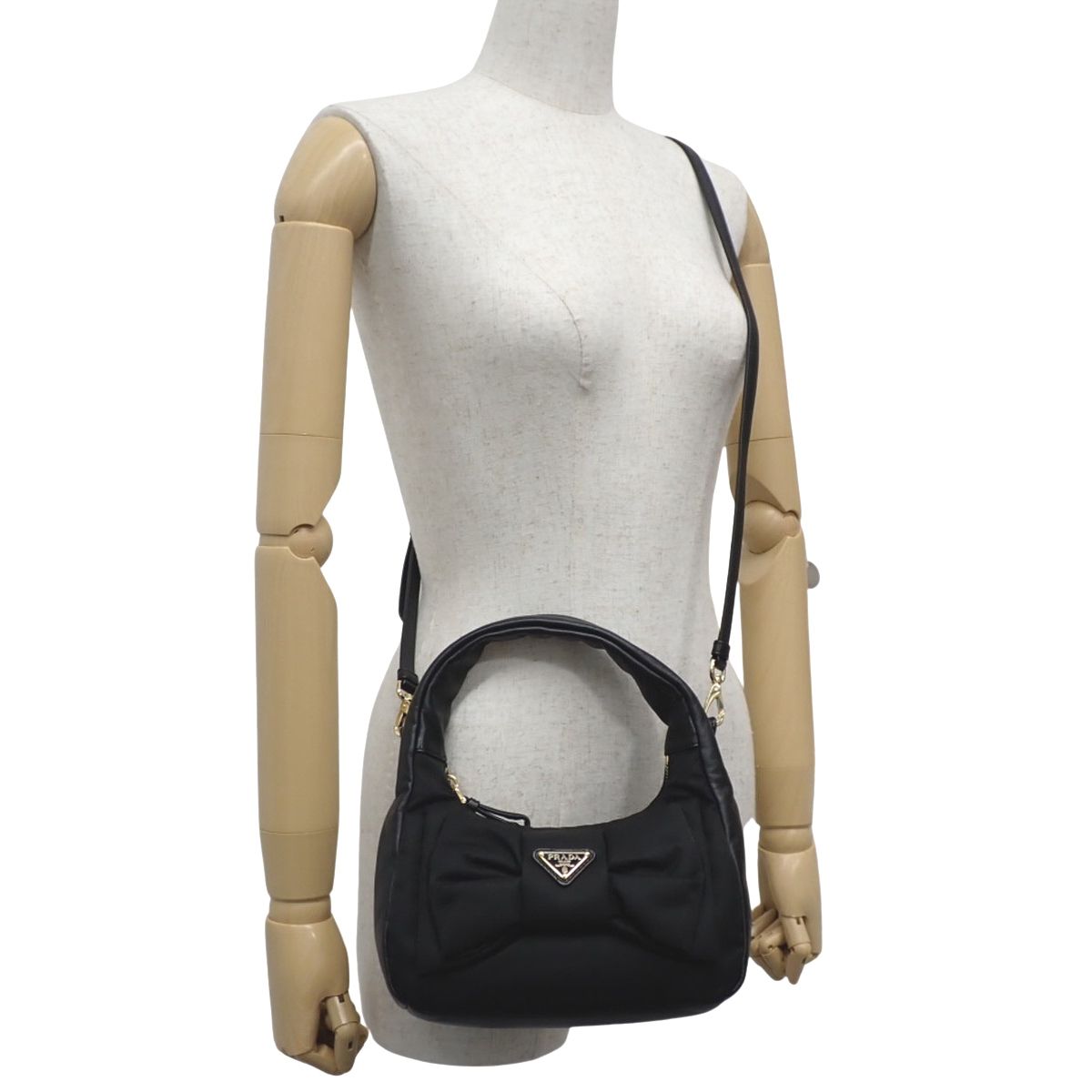 PRADA(プラダ) Re-Nylon × ナッパレザーレザー リボン ミニバッグ