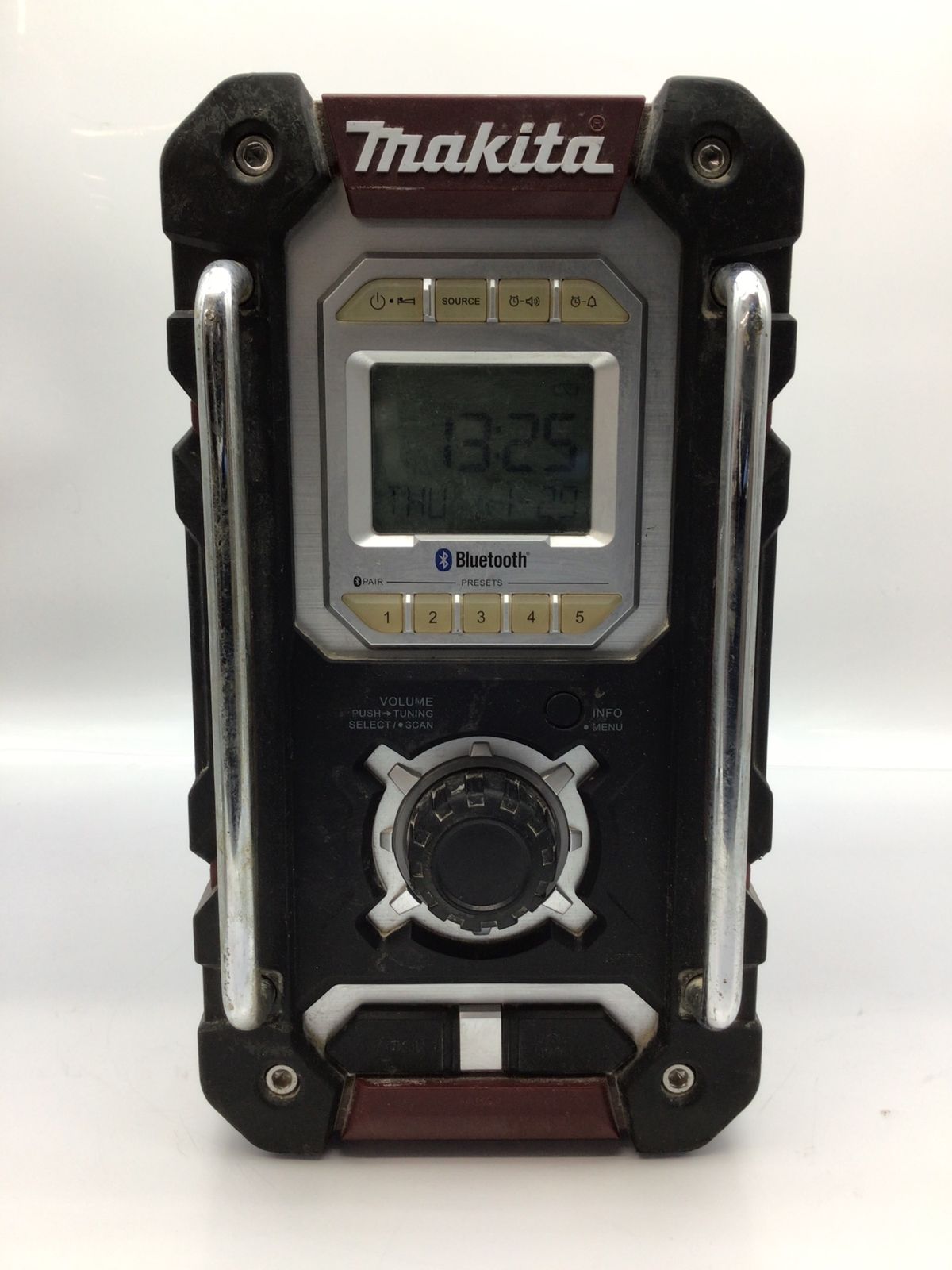 中古品】Makita/マキタ MR108 ☆ Bluetooth搭載充電式ラジオ [IT_T17RR