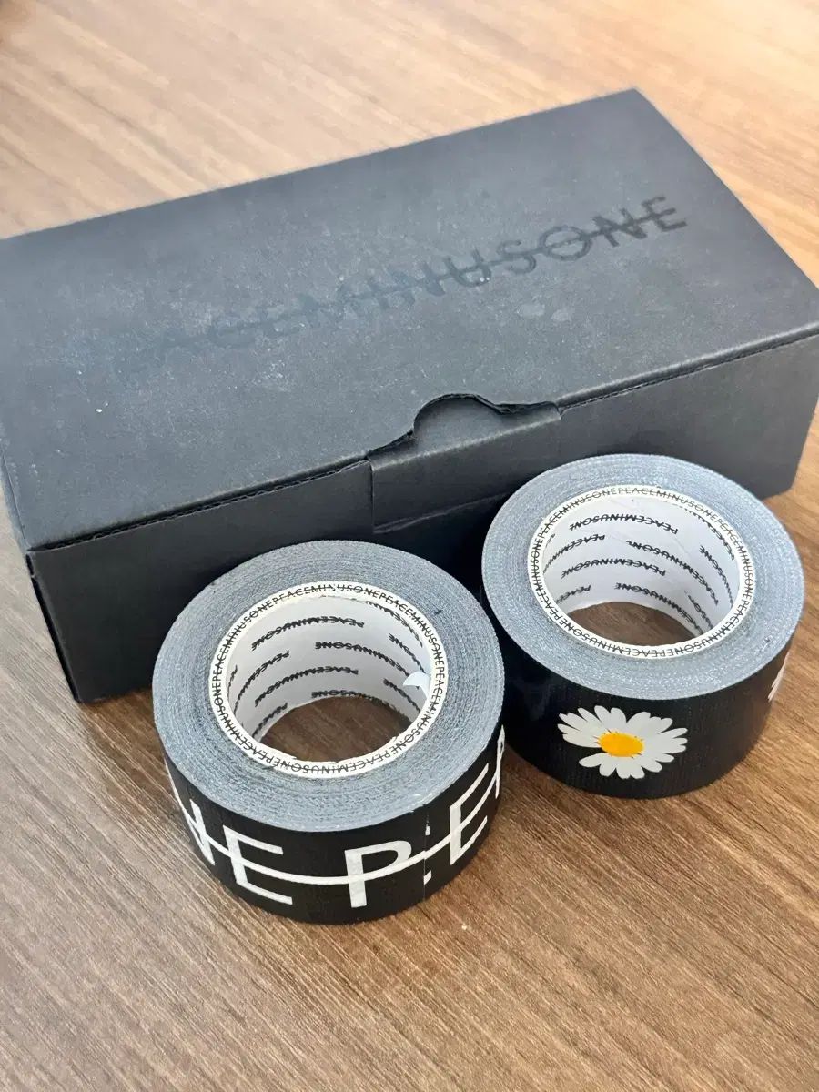 PEACEMINUSONE マスキング テープ 2個 + ボックス - メルカリ