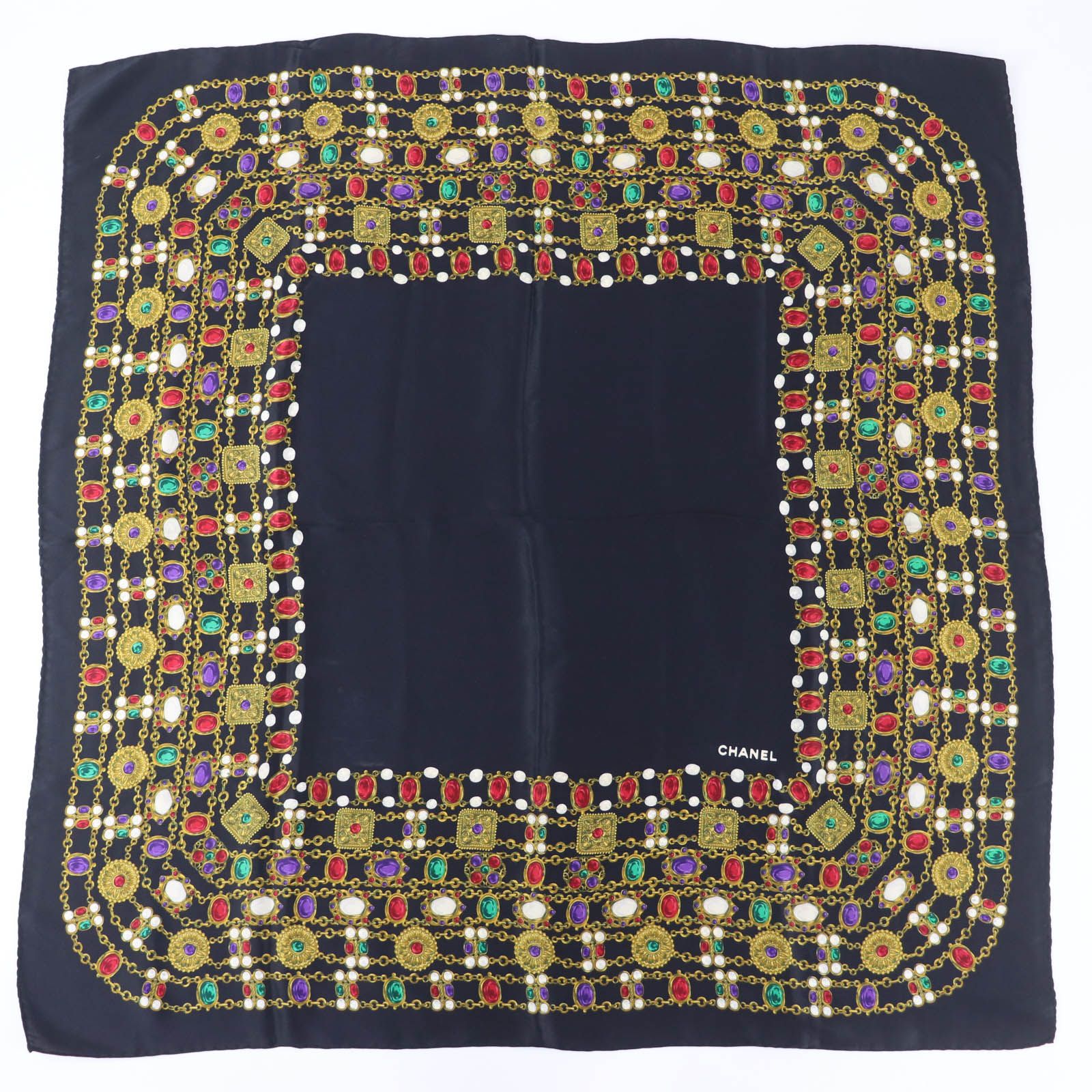 美品☆CHANEL シャネル ヴィンテージ シルク100％ ロゴ入り 宝石柄