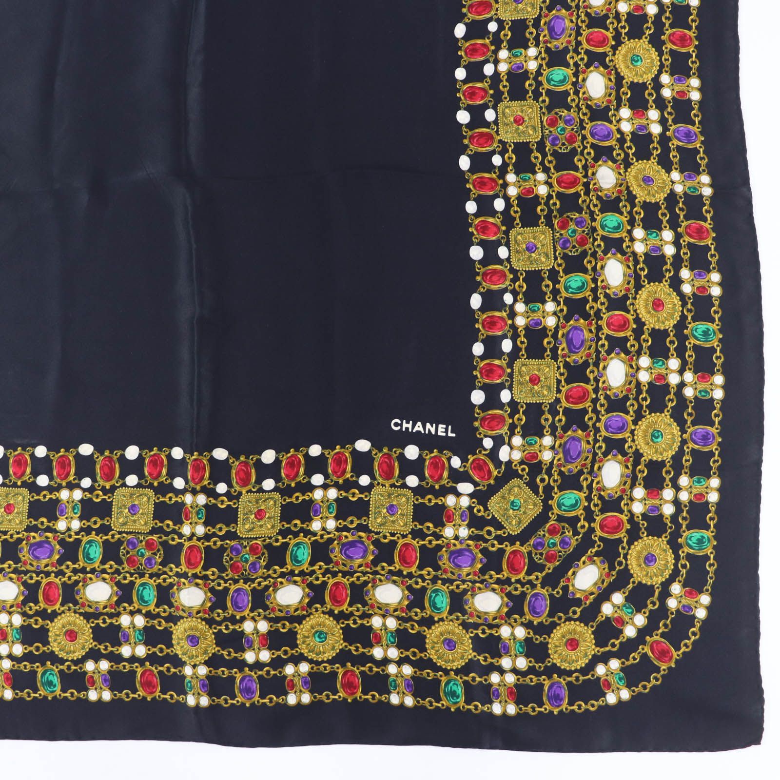 シャネル　大判　ストール　宝石柄　ヴィンテージ 美品☆CHANEL シャネル ヴィンテージ シルク100％ ロゴ入り 宝石柄