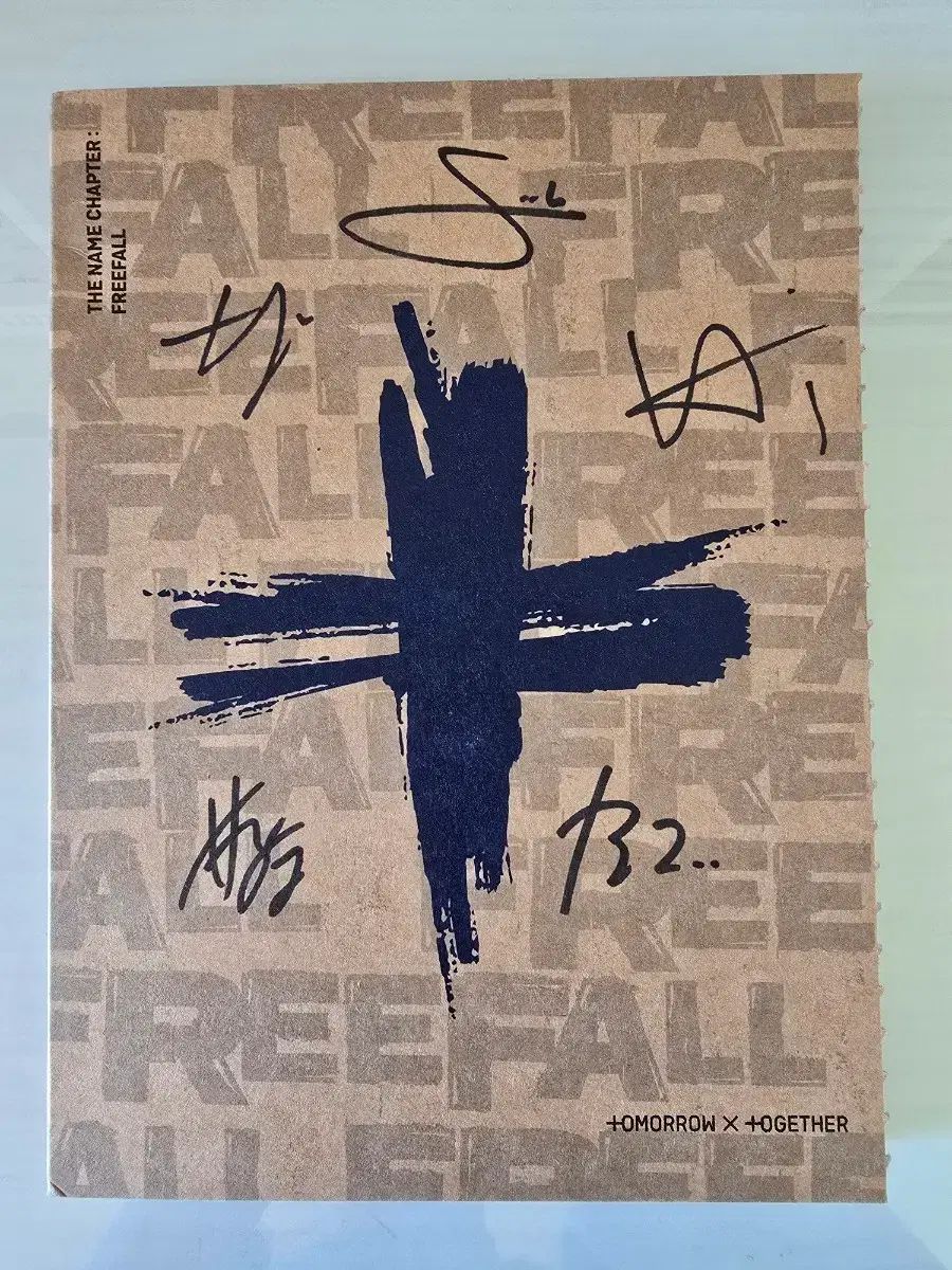 TOMORROW X TOGETHER（TXT） FREEFALL 親筆サイン入り アルバム